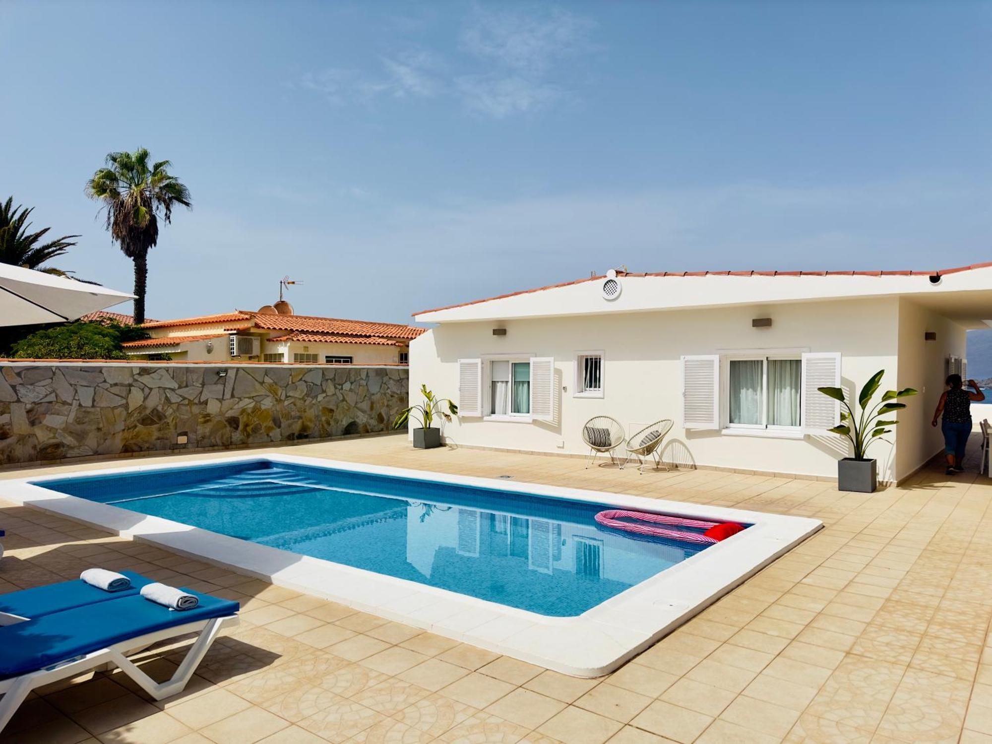 Beachfront Villa And Pool Puerto de Santiago  Dış mekan fotoğraf