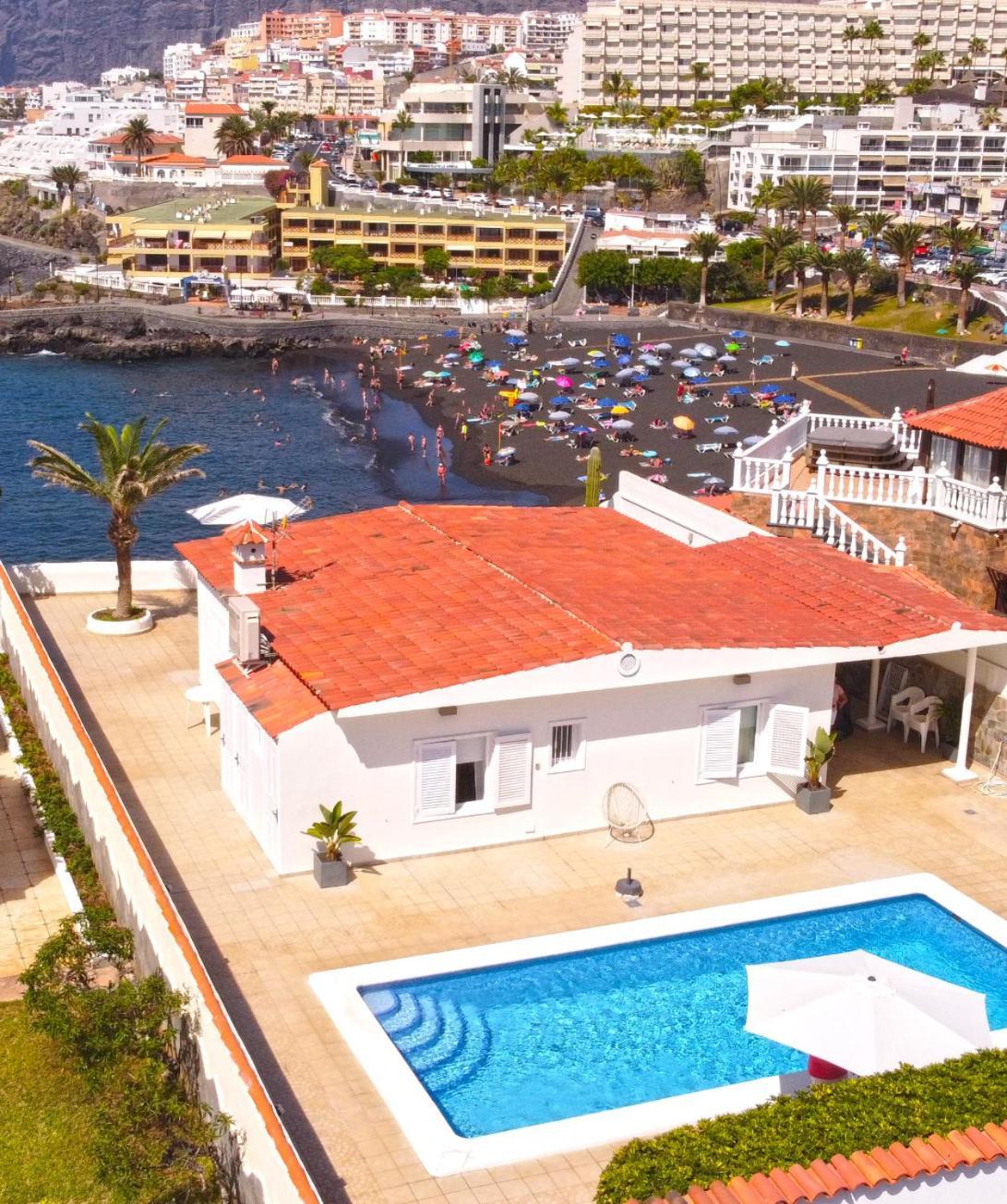Beachfront Villa And Pool Puerto de Santiago  Dış mekan fotoğraf